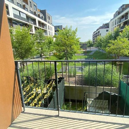 1 Room Apartment With Terrace, Slnecnice, 18B Bratysława Zewnętrze zdjęcie